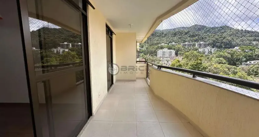 Cobertura duplex com 4 quartos sendo 3 suítes no alto - teresópolis/rj.