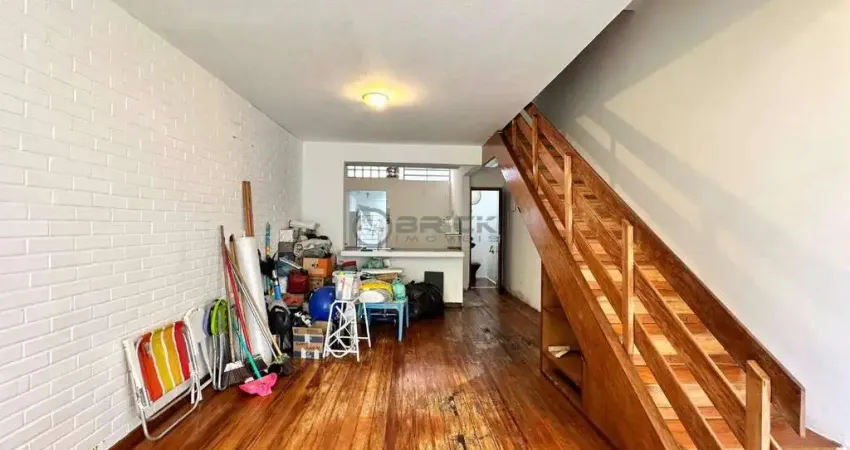 Casa à venda com 3 quartos sendo 1 suíte em condomínio, 113 m² no Alto - Teresópolis/RJ.