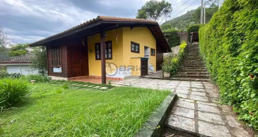 Casa com 2 quartos sendo 1 suíte, 80 m² em Albuquerque - Teresópolis/RJ