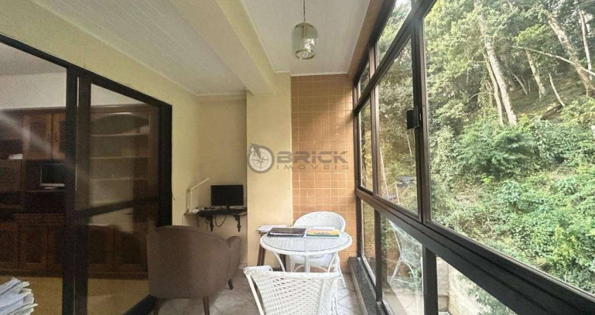 Apartamento para venda com 2 quartos sendo 1 suíte, 99.8 m² na Várzea - Teresópolis/RJ.