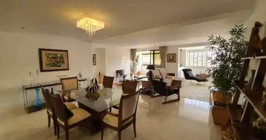 Apartamento com 4 suítes em Agriões - Teresópolis/RJ.