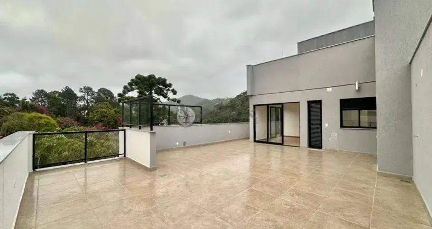 Cobertura à venda com 2 quartos sendo 1 suíte, 150 m² na várzea - teresópolis/rj.