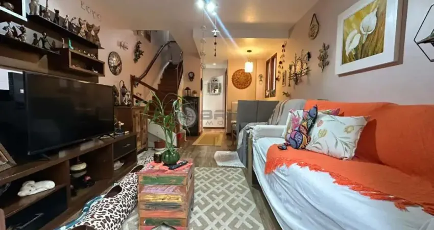 Casa à venda com 3 quartos sendo 1 suíte, 98 m² no carlos guinle (comary) - teresópolis/rj.