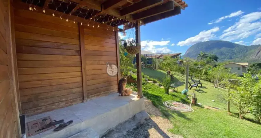 Chalé à venda com 1 quarto, 45 m² em sebastiana - teresópolis/rj.