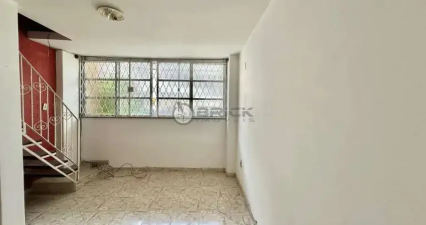 Apartamento térreo à venda com 1 quarto, 33 m² no alto - teresópolis/rj.