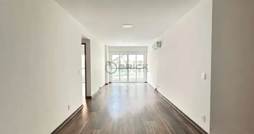Apartamento à venda com 1 quarto, 66 m² na vila muqui - teresópolis/rj.