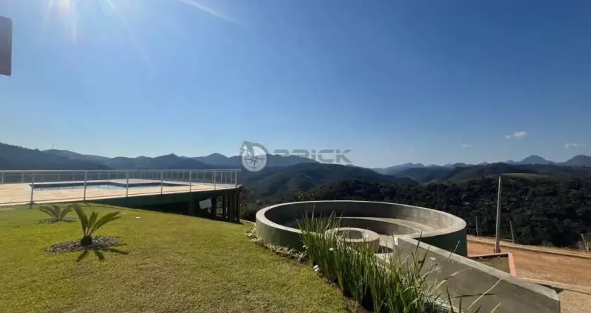 Terreno em condomínio à venda, 490 m² em pessegueiros - teresópolis/rj.