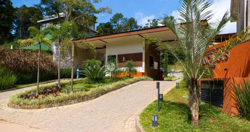Terreno à venda em condomínio, 200 m² na Posse - Teresópolis/RJ.