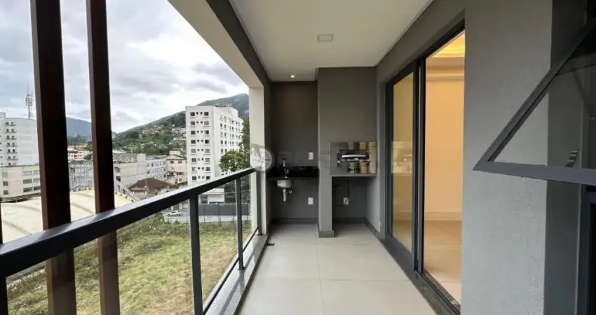 EXCLUSIVO! Apartamento à venda com 2 quartos sendo 1 suíte, 71 m² no Alto - Teresópolis/RJ.