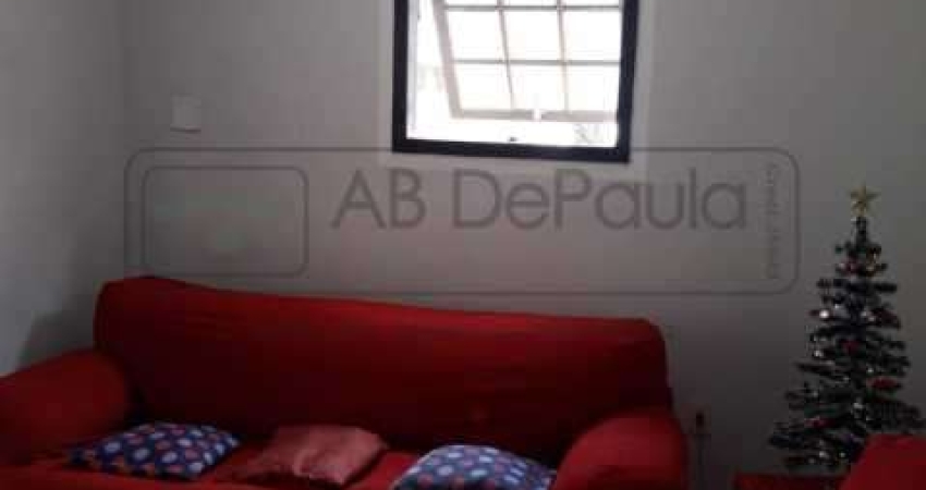 Casa com 2 quartos à venda na Rua Limites, Realengo, Rio de Janeiro