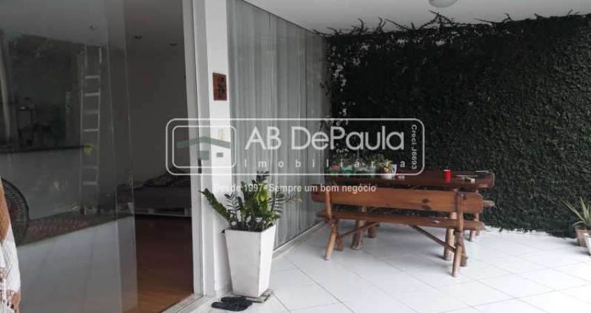 Casa com 3 quartos à venda na Rua Euzebio de Almeida, Jardim Sulacap, Rio de Janeiro