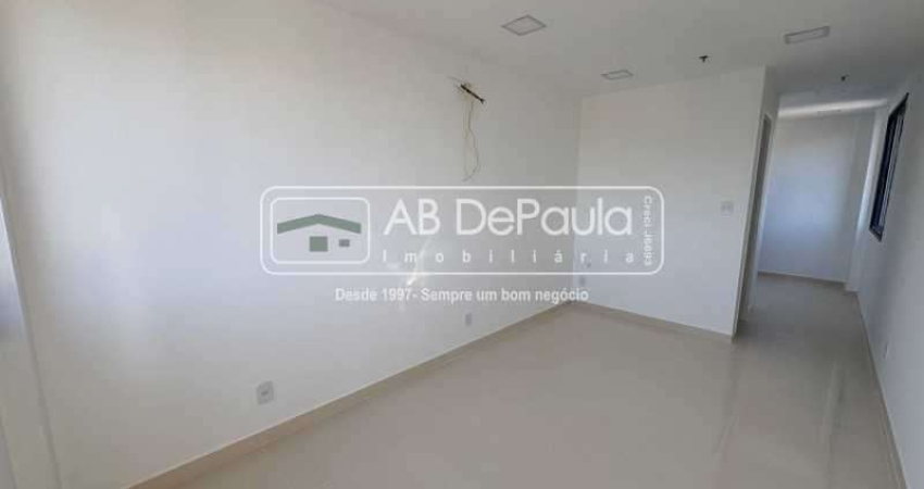 Sala comercial à venda na Avenida Nelson Cardoso, Tanque, Rio de Janeiro