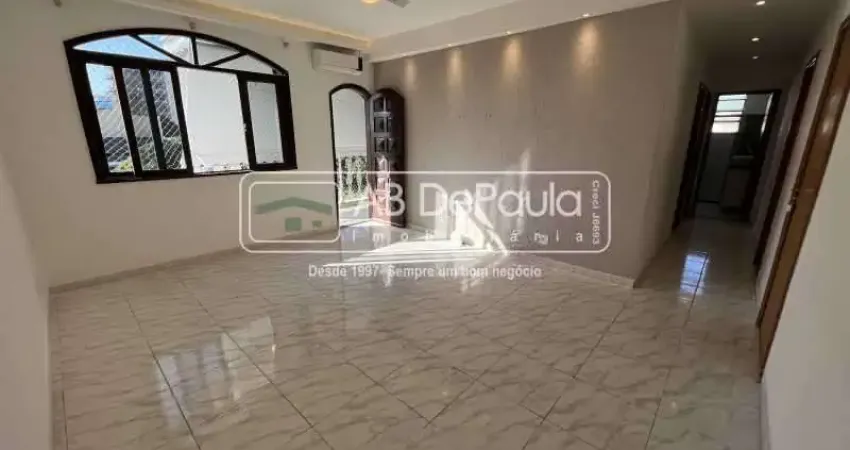 Apartamento com 2 quartos à venda na Rua das Camélias, Vila Valqueire, Rio de Janeiro