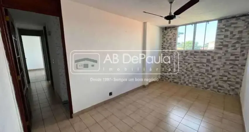 Apartamento com 2 quartos para alugar na Rua Bernardo de Vasconcelos, Realengo, Rio de Janeiro