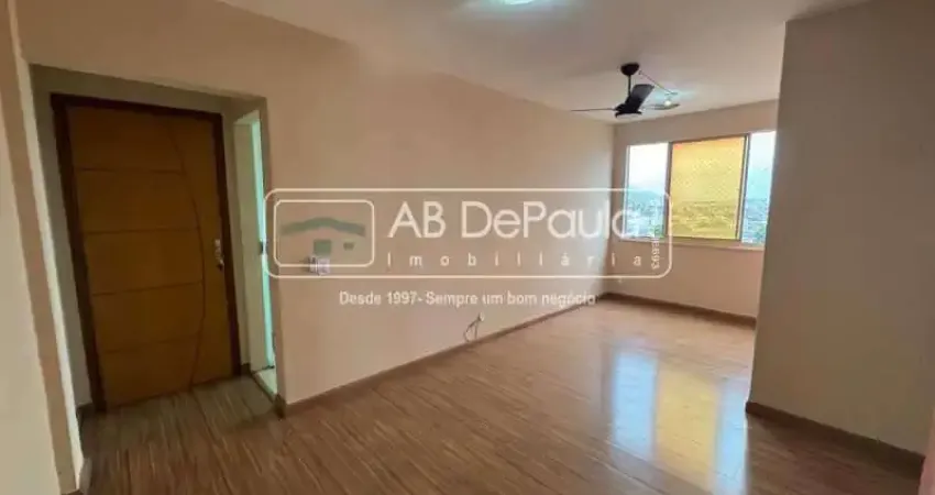 Apartamento com 2 quartos para alugar na Rua Maria José, Madureira, Rio de Janeiro
