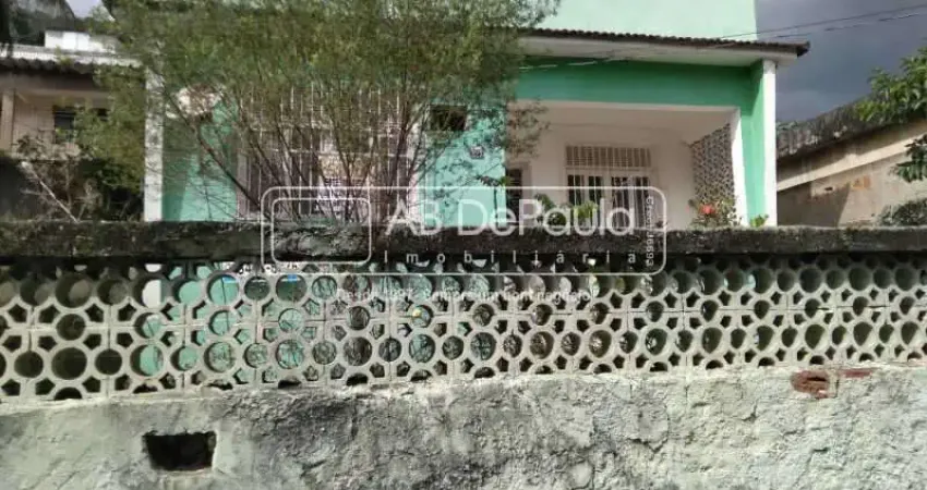 Casa com 2 quartos à venda na Rua Euzebio de Almeida, Jardim Sulacap, Rio de Janeiro
