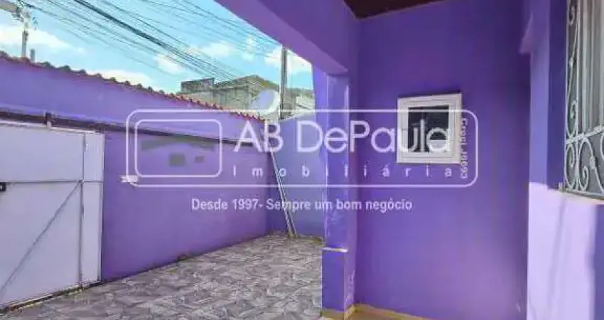 Casa com 3 quartos à venda na Rua Irmã Alegria, Realengo, Rio de Janeiro
