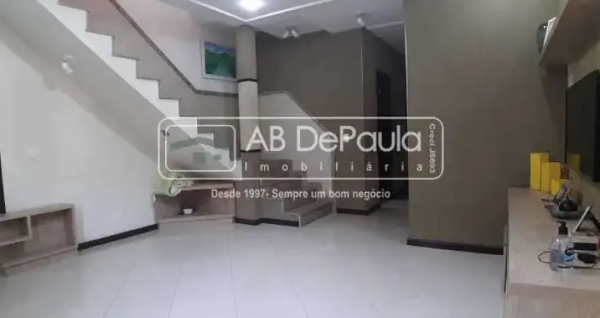 Casa com 4 quartos à venda na Rua Carmo do Rio Verde, Vila Valqueire, Rio de Janeiro