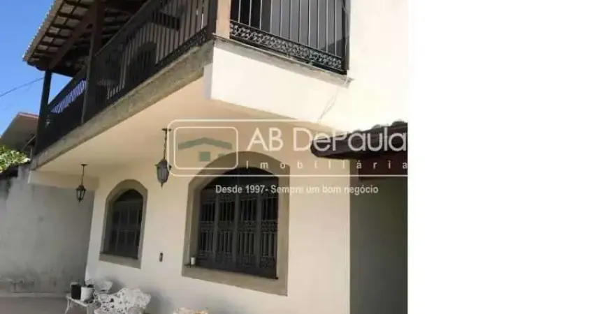 Casa com 4 quartos à venda na Rua Salvaterra, Jardim Sulacap, Rio de Janeiro