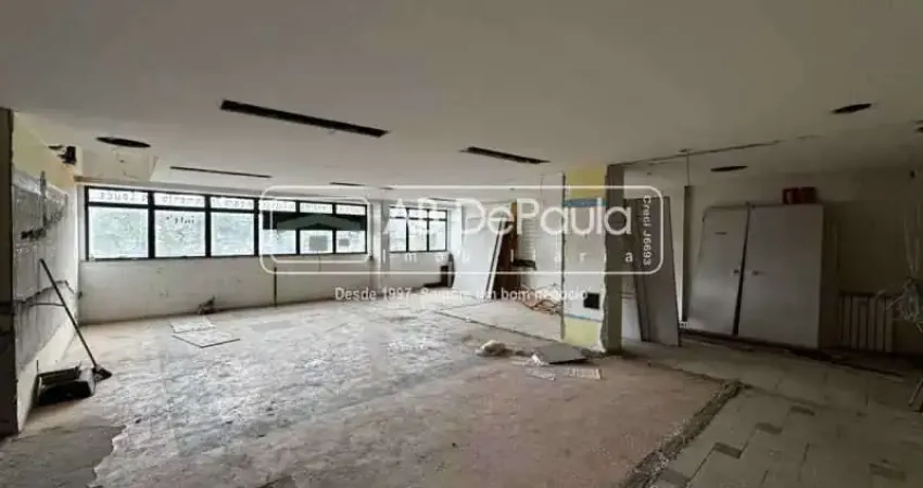 Sala comercial com 1 sala para alugar na Praça Saiqui, Vila Valqueire, Rio de Janeiro