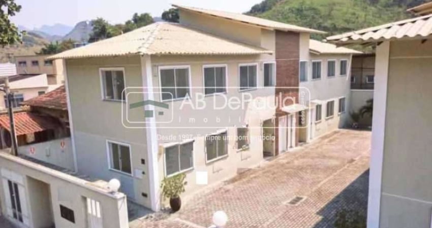 Casa com 3 quartos à venda na Rua Euzebio de Almeida, Jardim Sulacap, Rio de Janeiro