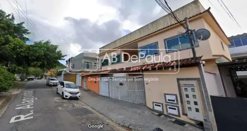 Apartamento com 2 quartos para alugar na Rua Alagoinha, Jardim Sulacap, Rio de Janeiro