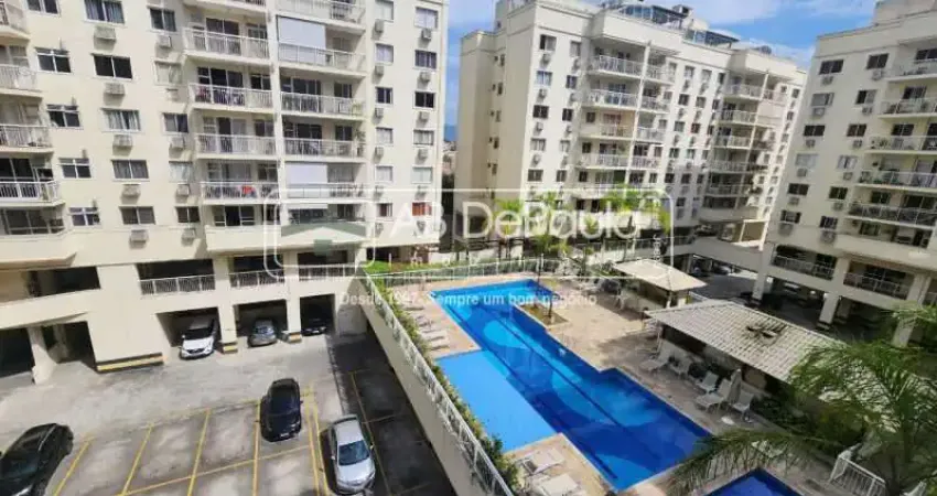 Apartamento com 2 quartos à venda na Rua Aladim, Vila Valqueire, Rio de Janeiro