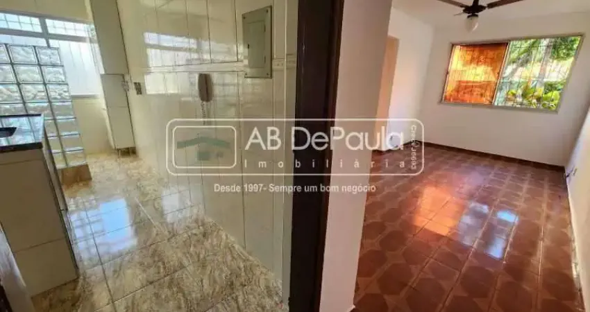 Apartamento com 2 quartos à venda na Rua Guilherme Fernandes, Jardim Sulacap, Rio de Janeiro