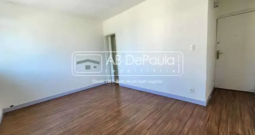 Apartamento com 2 quartos à venda na Rua Olímpio de Castro, Jardim Sulacap, Rio de Janeiro