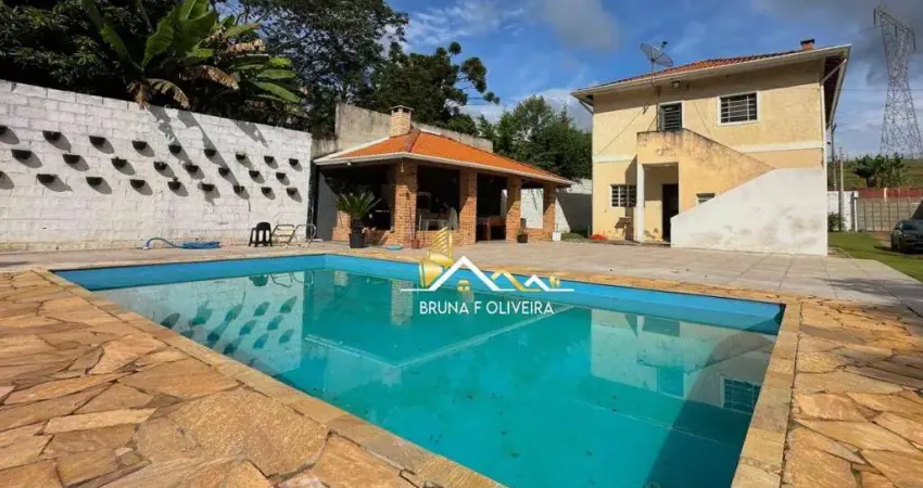 Chácara com 3 dormitórios à venda, 1000 m² por R$ 750.000,00 - Vitória Régia - Atibaia/SP