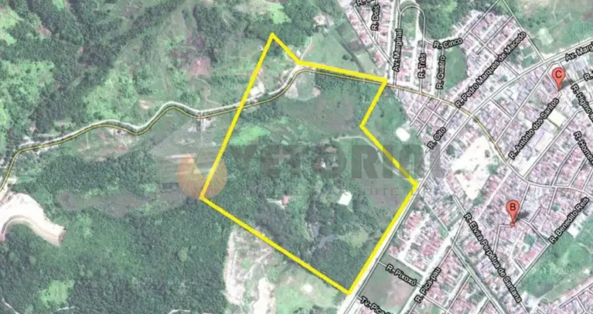 Chácara / sítio com 4 quartos à venda na Travessa Zulmira Maria de Jesus, 300, Poiares, Caraguatatuba