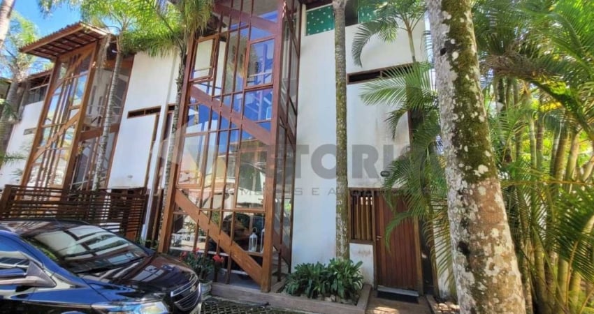 Casa em condomínio fechado com 4 quartos à venda na Avenida Benedito Izidoro de Moraes, 200, Juquehy, São Sebastião