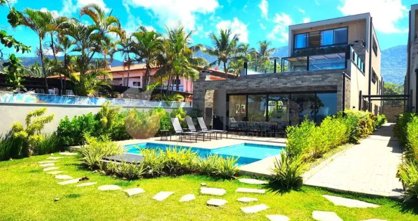 Casa com 4 Suítes e Piscina, Maresia  São Sebastião  SP