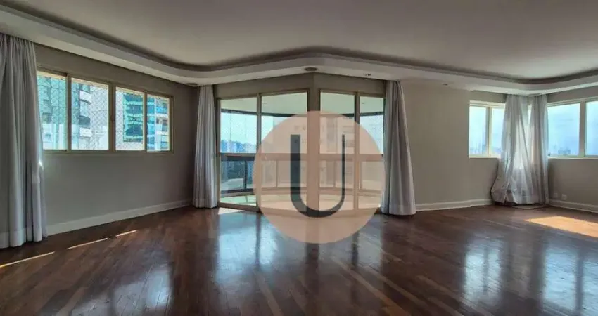 Apartamento! 4 suítes, 4 vagas, lazer clube! Panamby!
