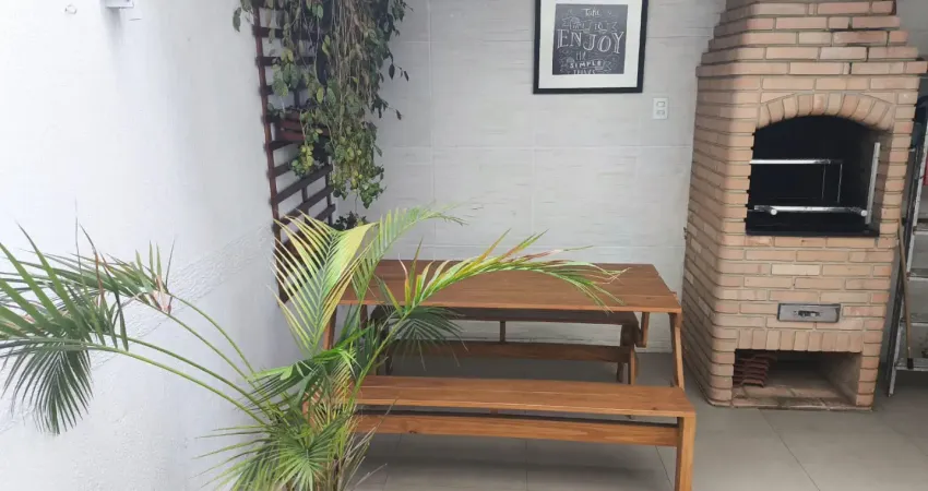 Casa em condomínio para locação com 2 dormitórios no jardim colônia