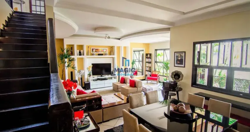 Belíssima casa duplex com 4 dormitórios à venda com 396 m² por R$ 1.569.999,00 no Condomínio Vilarejo, Anil, Rio de Janeiro / RJ