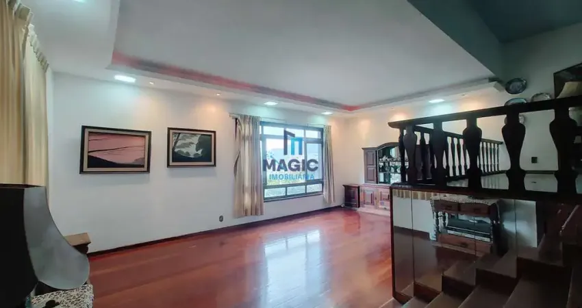 Casa com 3 dormitórios à venda com 501 m² por R$ 879.999,00 no Grajaú, Rio de Janeiro / RJ