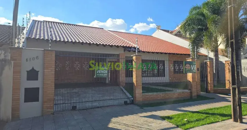 Casa à venda Maringá, uma oportunidade única: Casa Espetacular no Jardim Guaporé com 5 Dormitórios -