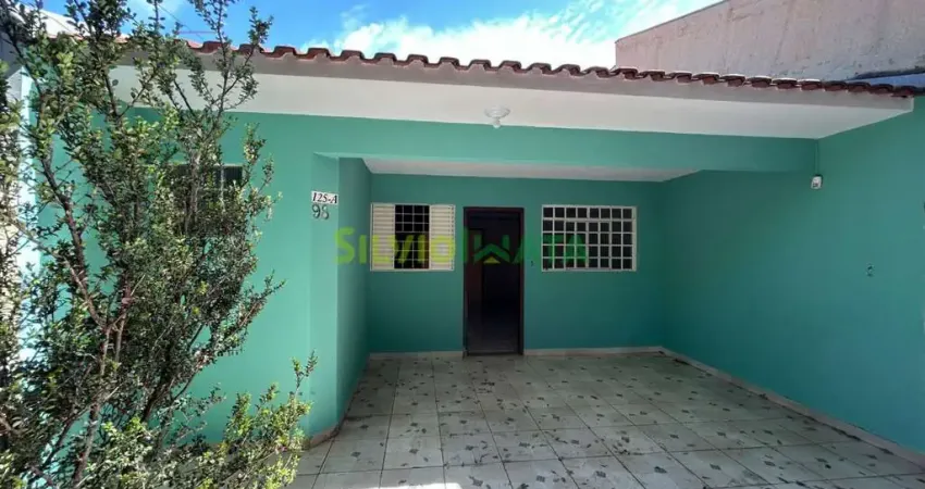 Casa à venda no bairro jardim botânico - 3 quartos sendo 1 suíte