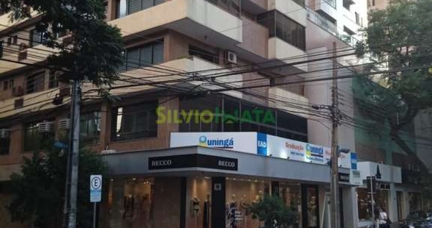 EXCELENTE SALA COMERCIAL DE 10 M² EQUIPADA E PRONTA PARA DENTISTA, LOCALIZADA NO CENTRO.