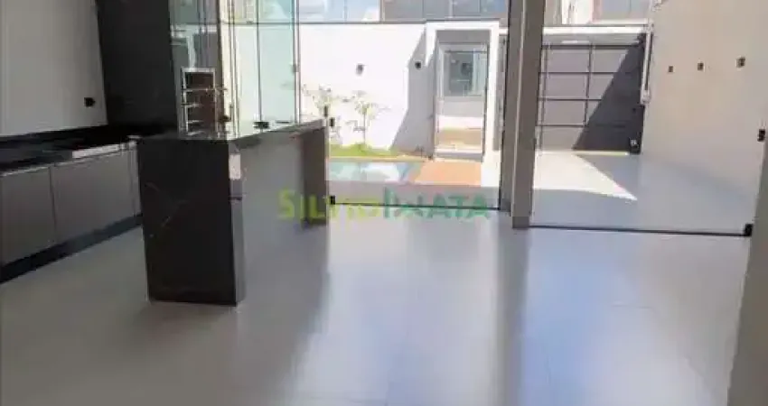 Casa à venda por R$ 750.000,00 no Loteamento Riviera, Porto Rico-PR
