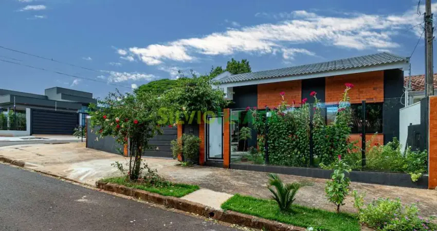 Casa com 3 quartos à venda na Rua Pioneira Palmyra Tel, 2368, Jardim Iguaçu, Maringá