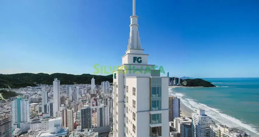 Apartamento de luxo por R$ 5.500.000,00 em Balneário Camburiú-SC