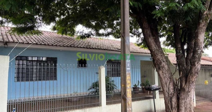 Vende-se casa no Conjunto Habitacional João de Barro Thais