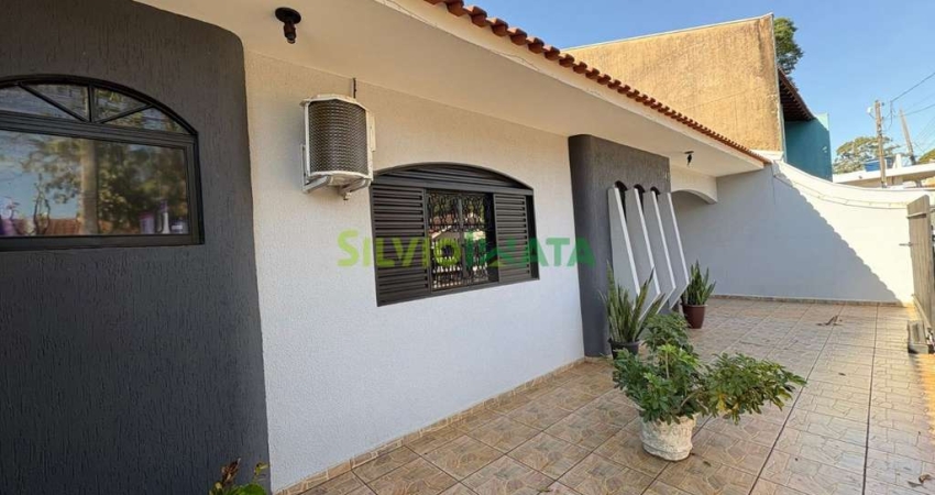 Casa com 3 quartos à venda na Travessa Porto Alegre, 143, Vila Morangueira, Maringá