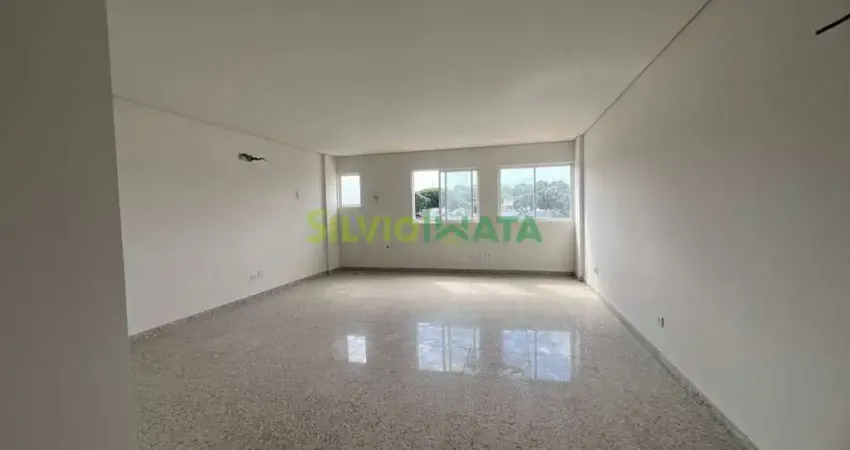Sala comercial à venda na zona 05  nunca usada e com 2 vagas de garagem