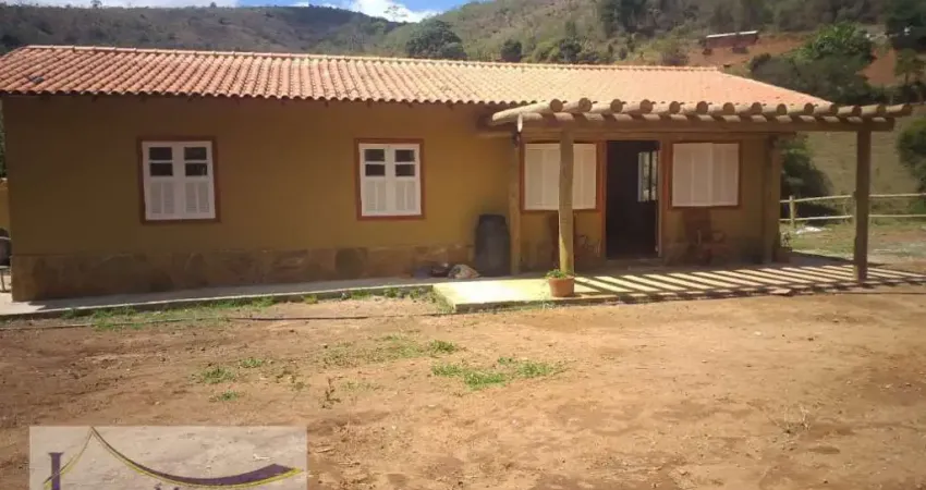 Chácara / sítio com 2 quartos à venda na Zona Rural, Paty do Alferes 