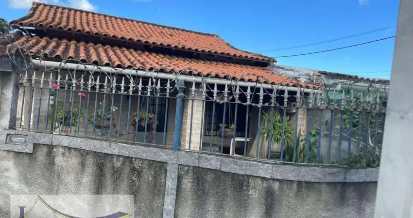 Casa com 2 quartos à venda no Parque Mataruna, Araruama 