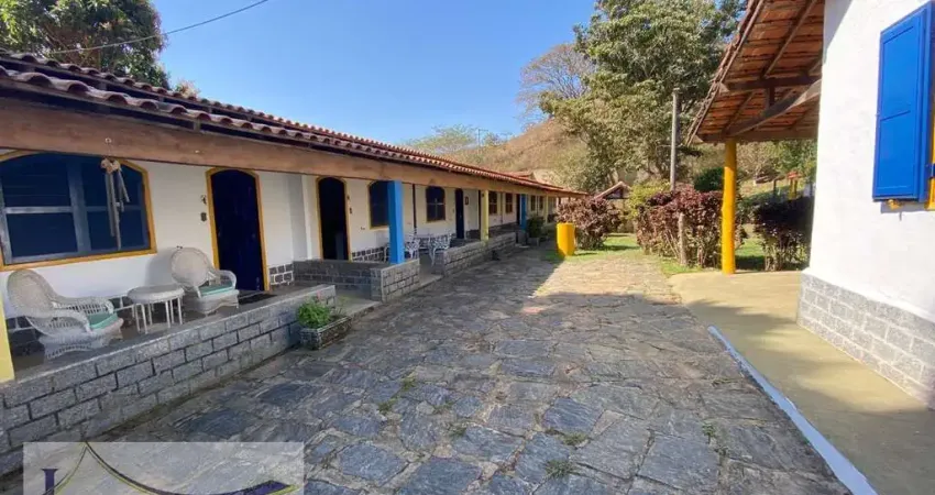 Casa comercial à venda em Mantiquira, Paty do Alferes 