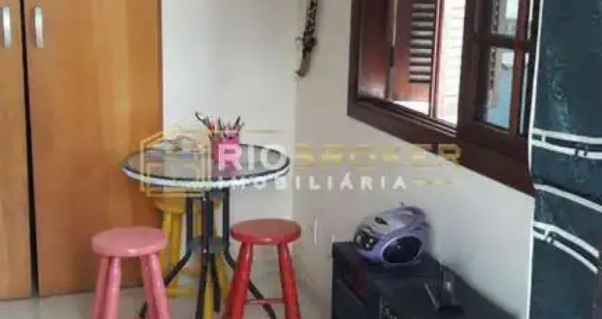 Casa em condomínio fechado com 3 quartos à venda na Rua Itatitara, 97, Campo Grande, Rio de Janeiro